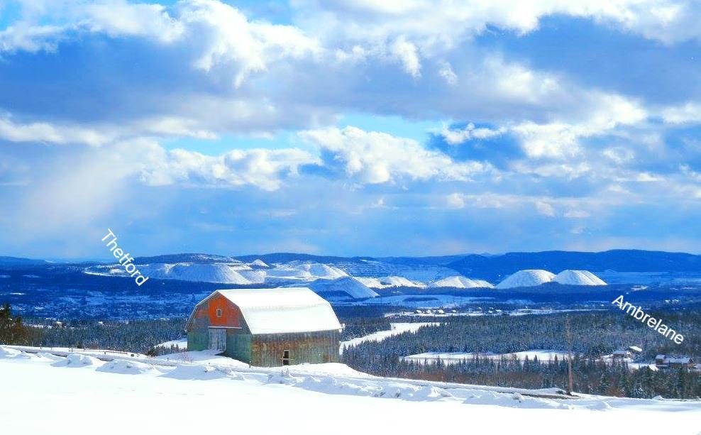 Le Gite Ambrelane Thetford Mines Exterior photo