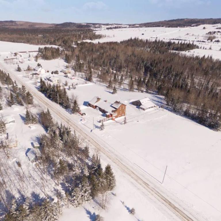 Le Gite Ambrelane Thetford Mines Exterior photo